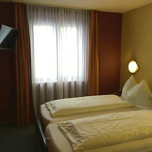 Zimmer mit Queensize-Bett